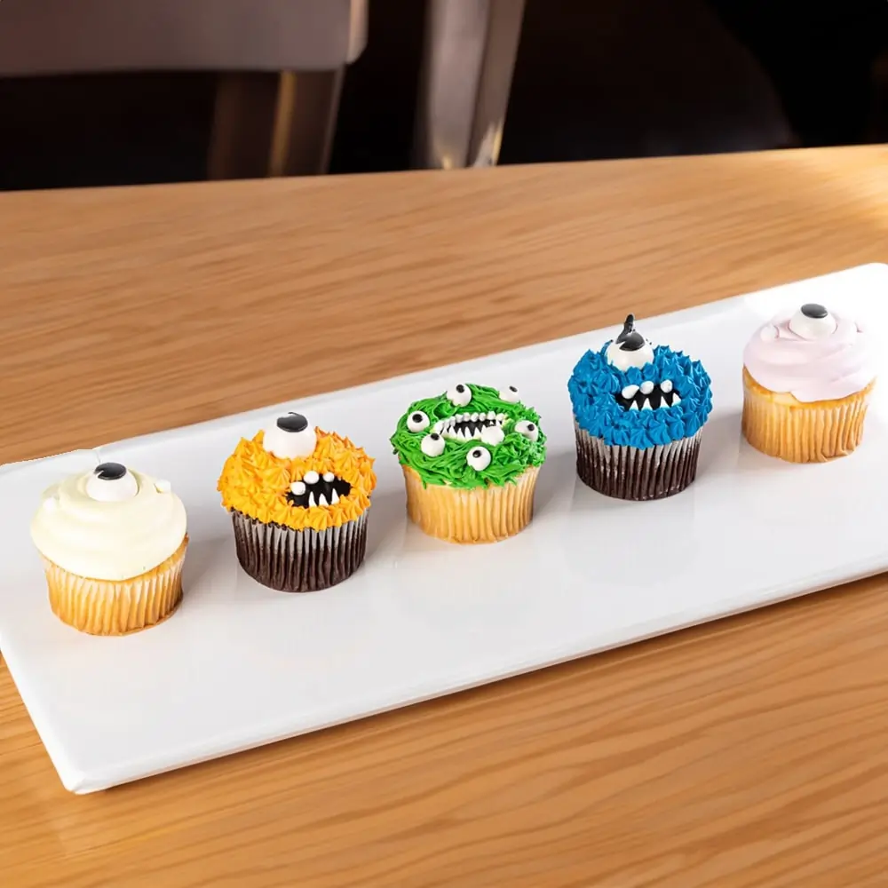 5 pieces of Eye Monster Cupcakes